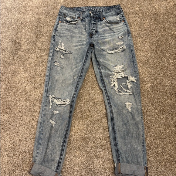 American Eagle Outfitters Denim - American Eagle Light Wash Ripped Jeans